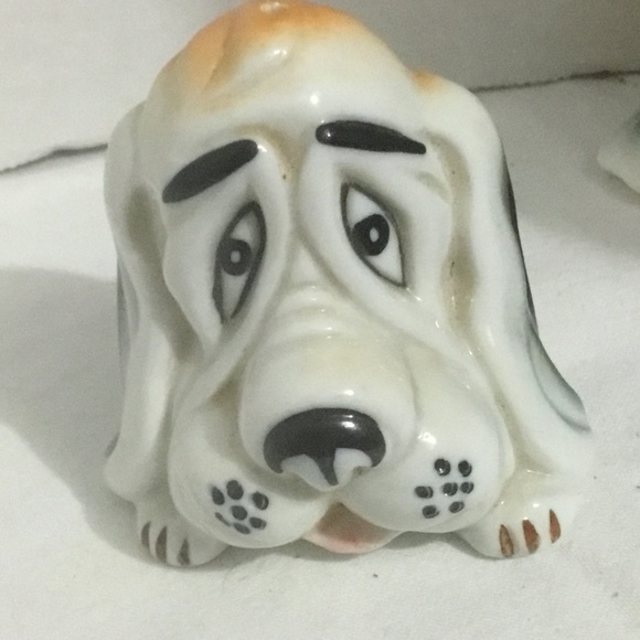 Vintage Basset hound dog salt and  pepper shakers , made in Taiwan- like new - Picture 5 of 7